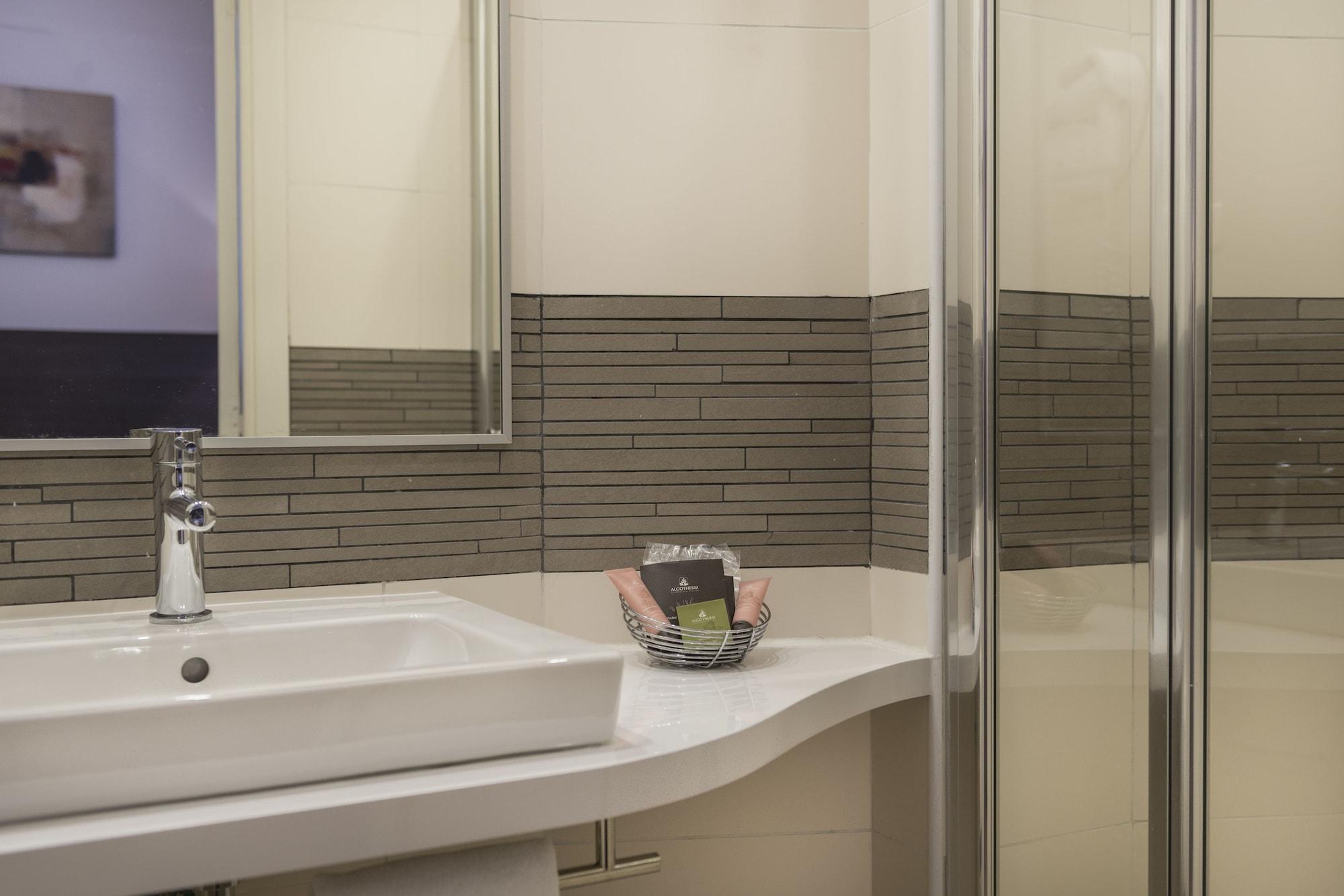 Hotel Le Beaugency Paris Ngoại thất bức ảnh